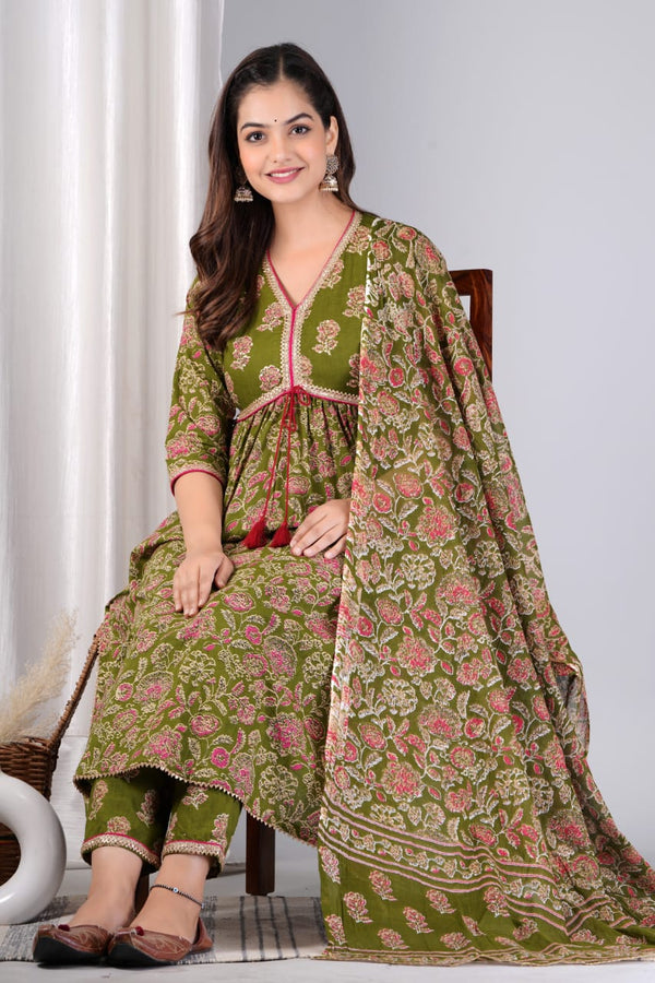 BEAUTIFUL JAAL PRINT SUIT WITH DUPATTA