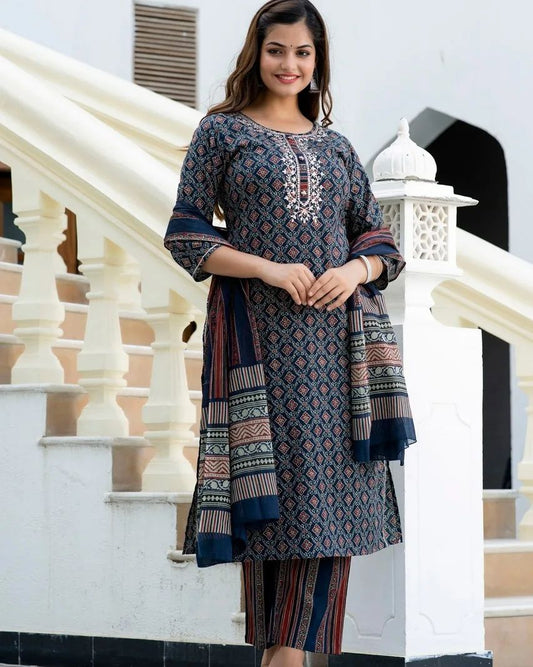 BEAUTIFUL PRINTED SUIT WITH DUPATTA