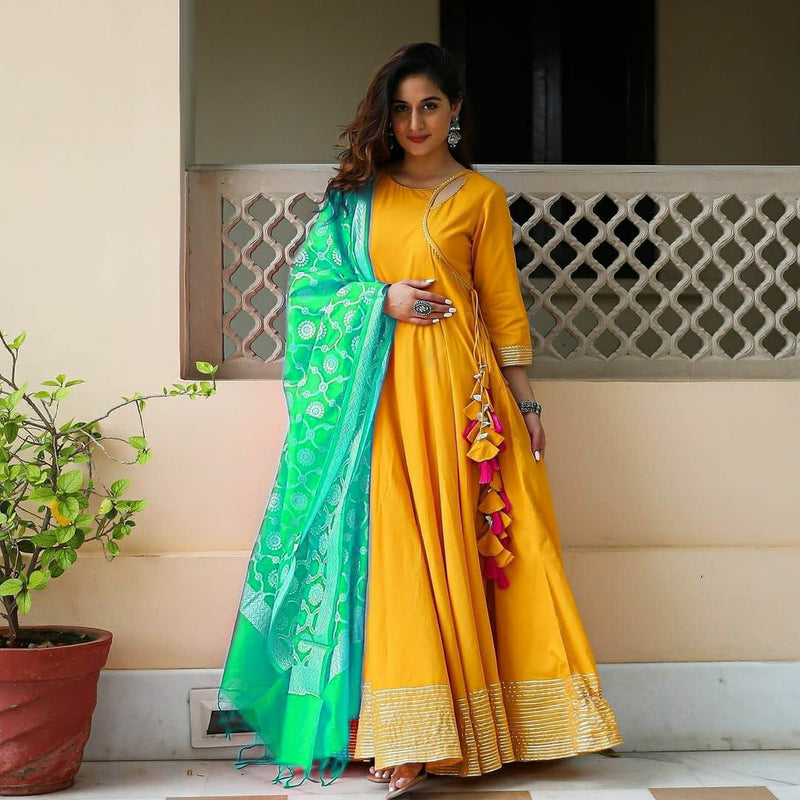 FULL FLAIR KURTI WITH BANARSI DUPATTA