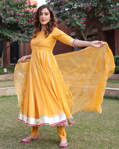 BEAUTIFUL YELLOW ANARKALI SUIT WITH DUPATTA