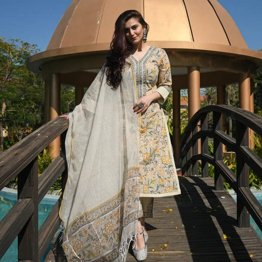 FLORAL PRINTED CHICKEN LACE COTTON SUIT WITH DUPATTA