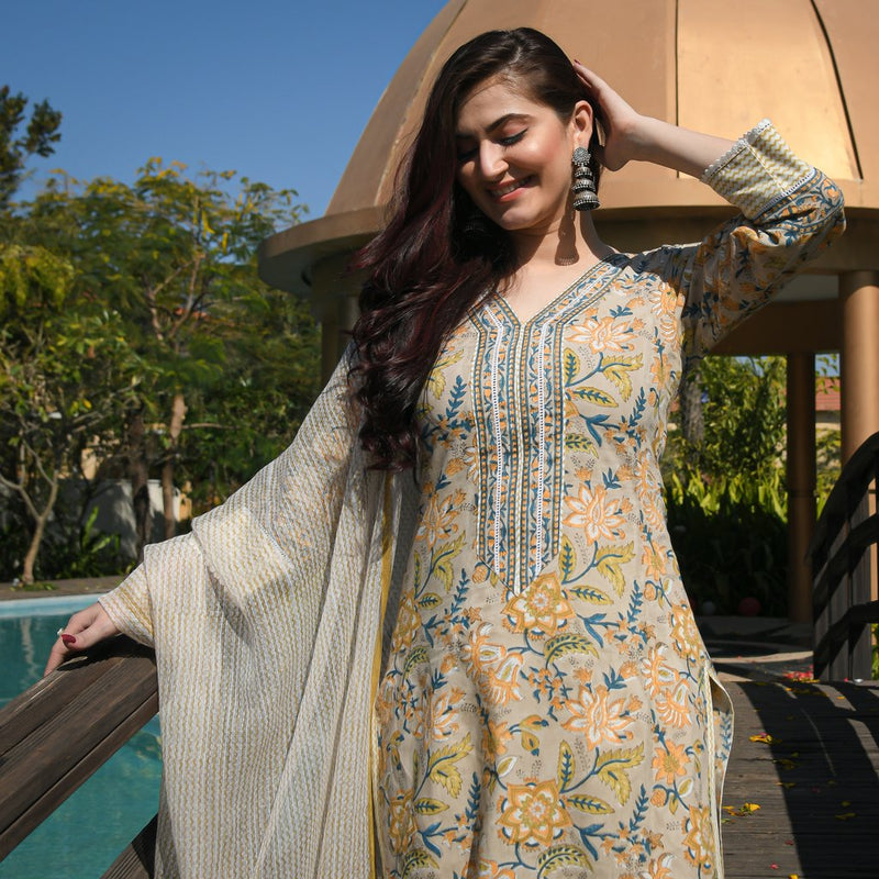 FLORAL PRINTED CHICKEN LACE COTTON SUIT WITH DUPATTA