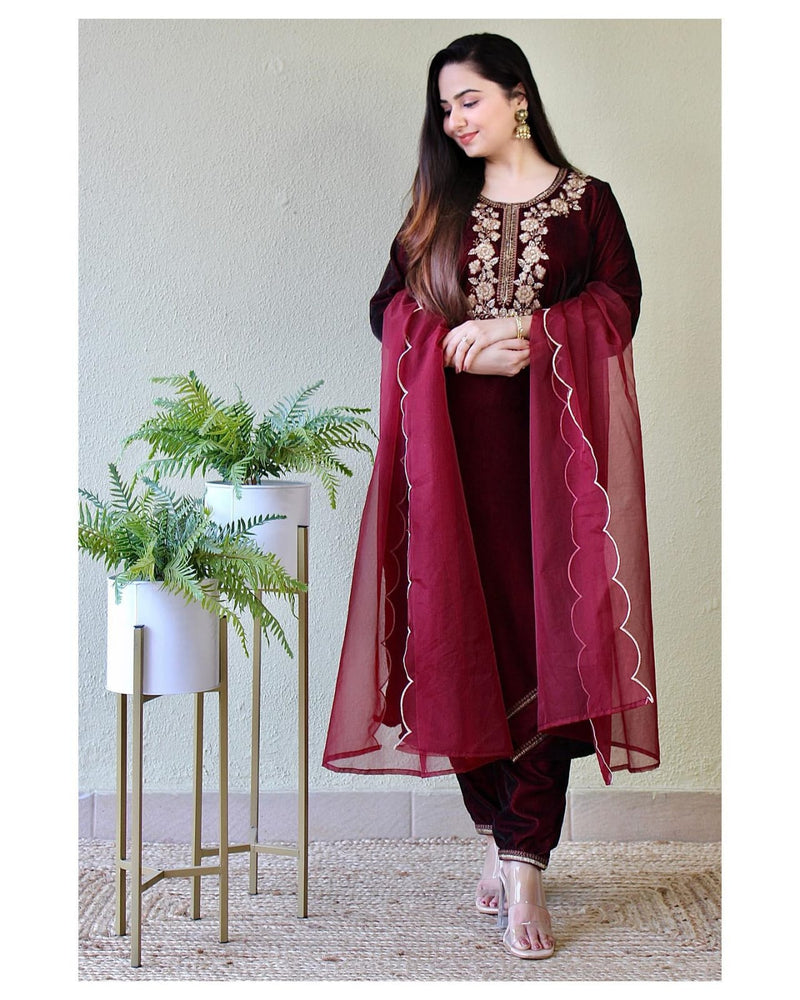 Designer Velvet Suit Set With Dupatta