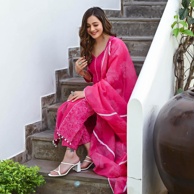 Royal Floral Pink Printed Suit Set With Dupatta