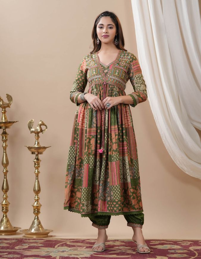 Maslin Anarkali Printed Suit Set With Dupatta