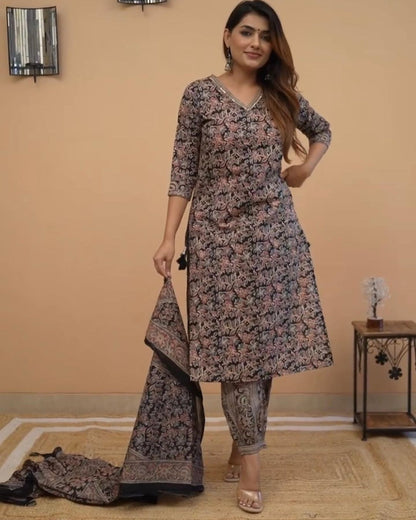 Beautiful Floral Suit With Dupatta