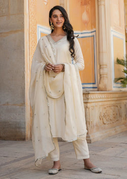 Elegant White Malmal Suit With Dupatta