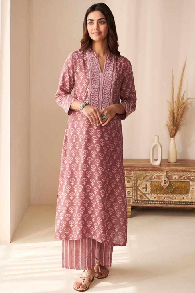 Classy Handblock Printed Suit With Dupatta