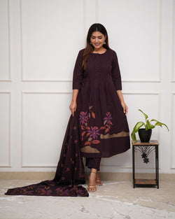 Elegant Floral Printed Suit With Dupatta