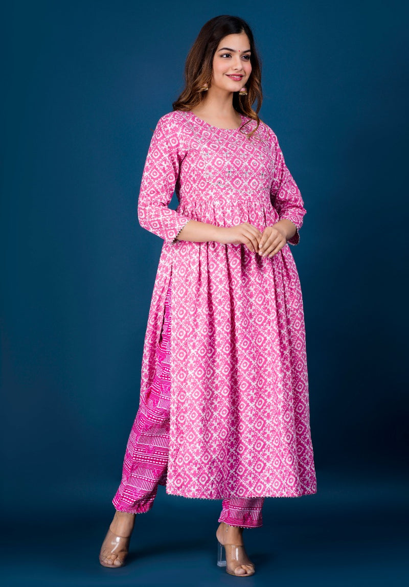 Beautiful Nayra Cut Kurti With Pant