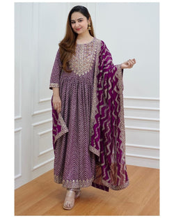 Beautiful Printed Kurti With Pant And Dupatta