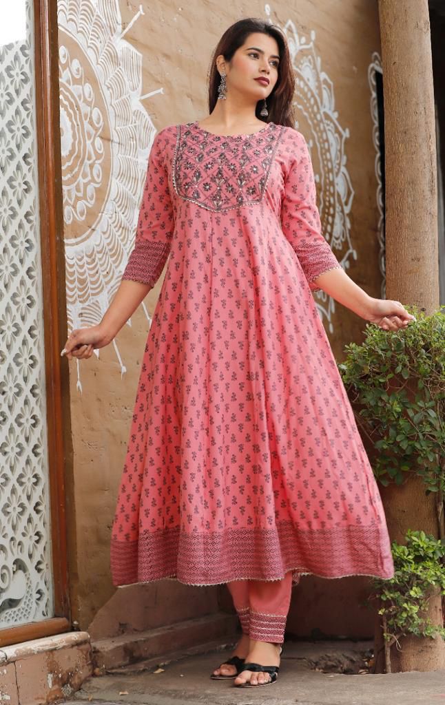 Beautiful Anarkali Suit With Dupatta