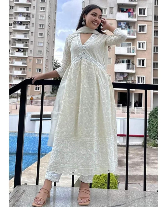 Beautiful off white Nayra Cut Kurti With Pant and Dupatta