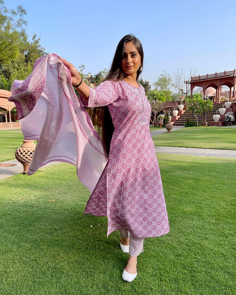 Beautiful  Pink Nayra Cut Kurti With Pant and Dupatta