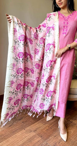 Classy pink khaadi cotton kurta with Pant and Dupatta