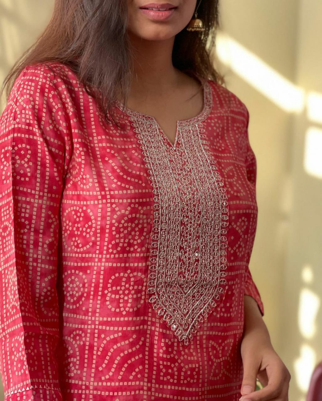 Beautiful Bandhani Print Embroidery Kurti With Dupatta