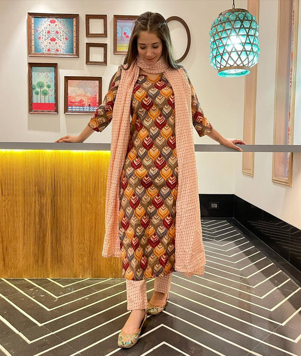 Beautiful Kurti Suit with Dupatta