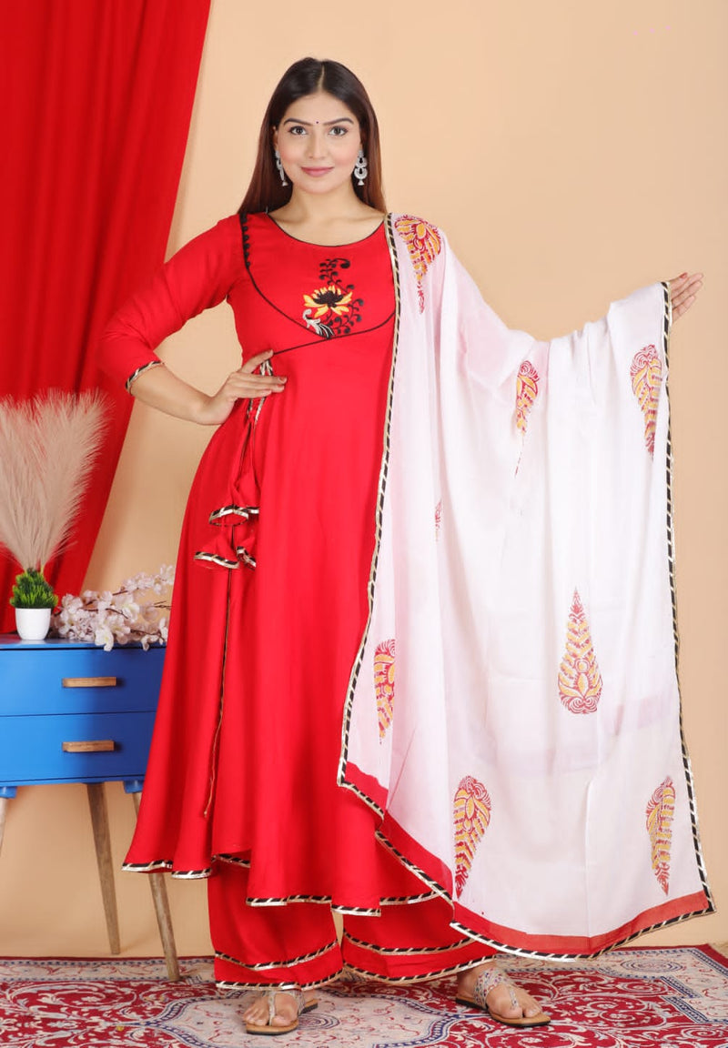 Reyon Embroidery kurti Set with deep back design