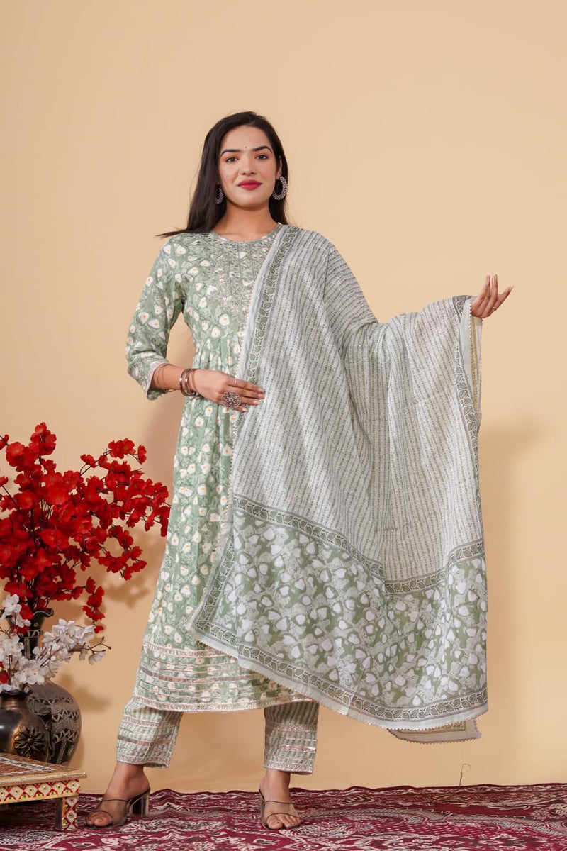 Kurta Sets & Suits | Beautiful Naira Cut Kurti Pant Set | Freeup