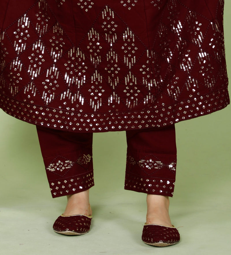 BEAUTIFUL EMBROIDERY ANARKALI KURTA WITH PANT