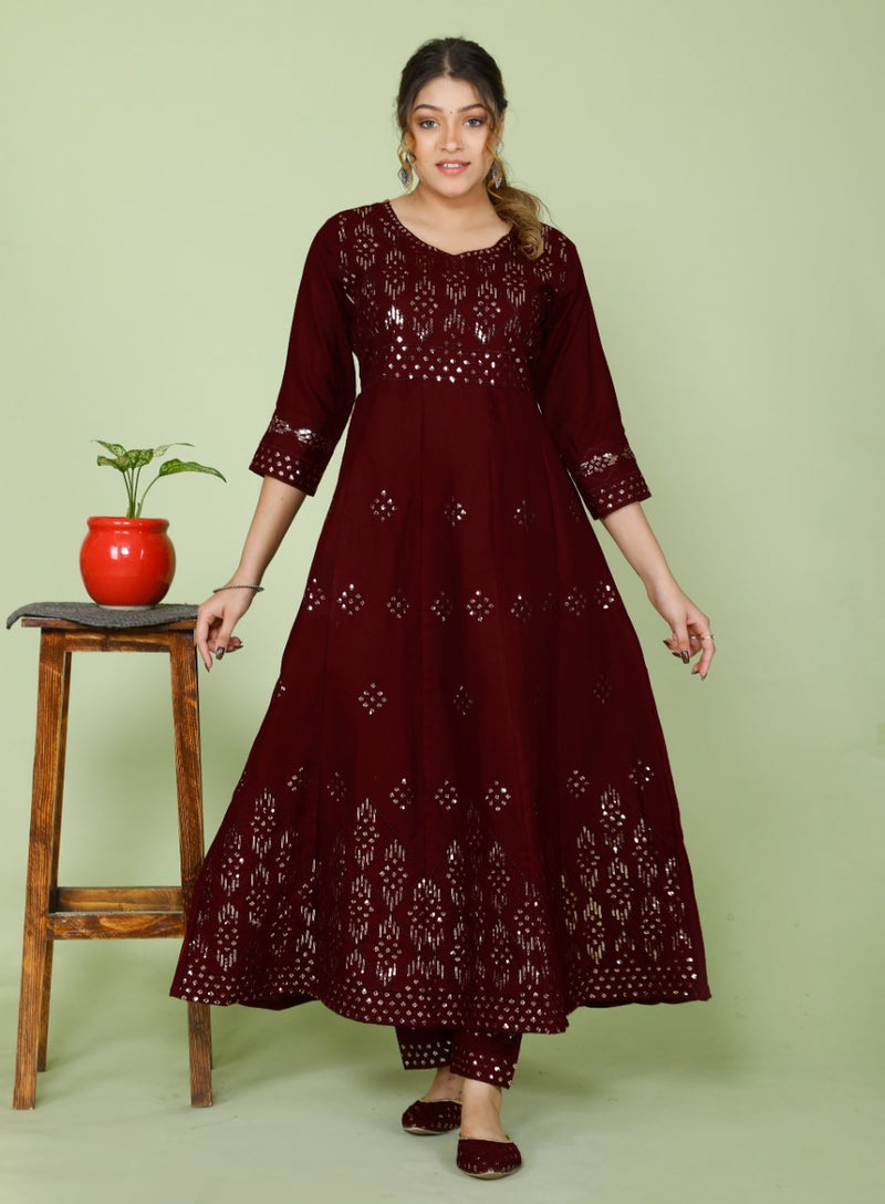 BEAUTIFUL EMBROIDERY ANARKALI KURTA WITH PANT