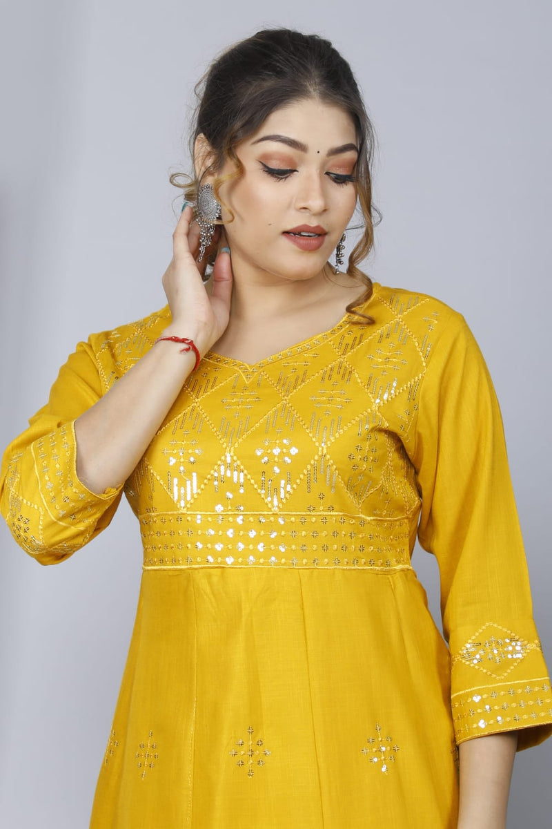 BEAUTIFUL EMBROIDERY ANARKALI KURTA WITH PANT