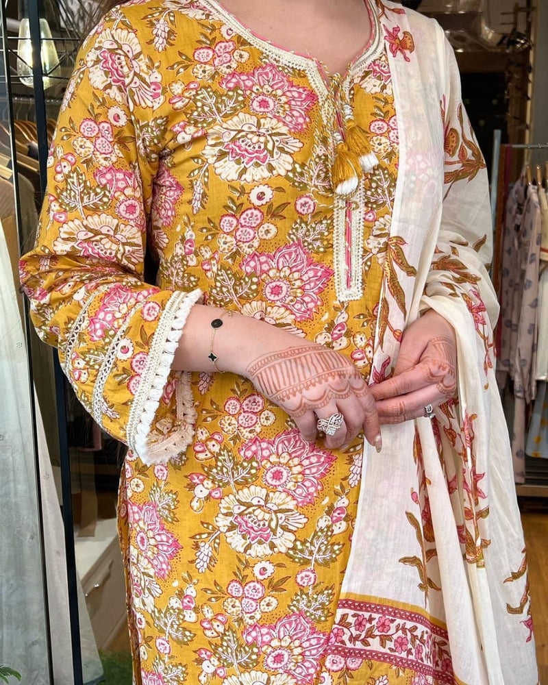 Mustard & white Floral Printed Suit with dupatta