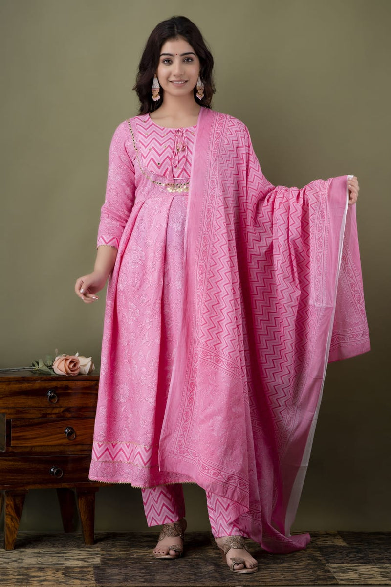 Beautiful Anarkali Kurti With Pant And Dupatta